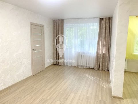 2-к квартира, 2/5 эт., 44м²