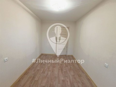 3-к квартира, 4/5 эт., 60м²