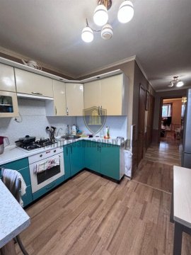 2-к квартира, 5/5 эт., 49м²