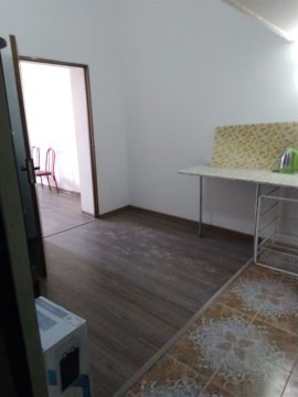 2-к квартира, 2/3 эт., 45м²