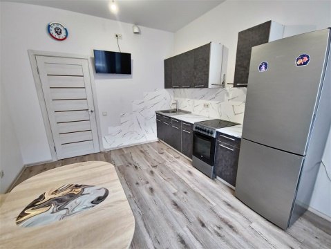 2-к квартира, 4/9 эт., 54м²