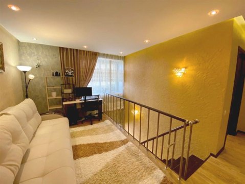 3-к квартира, 10/11 эт., 116м²