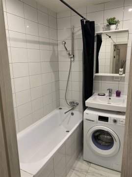 1-к квартира, 8/15 эт., 28м²