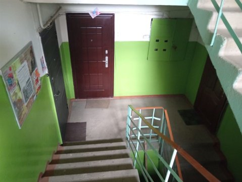 2-к квартира, 2/5 эт., 60м²