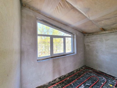 Дом 113м², участок 9 сот.