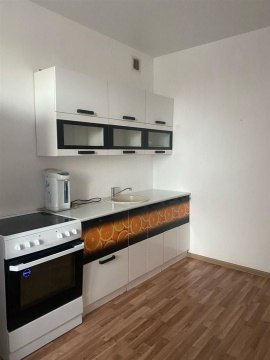 2-к квартира, 3/12 эт., 55м²