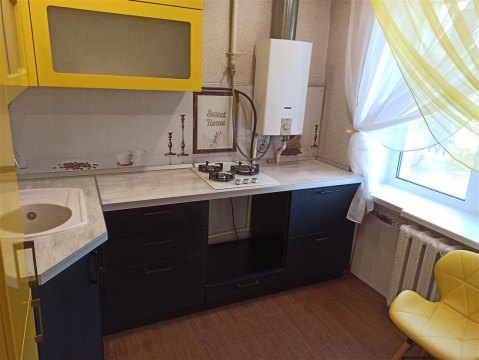 2-к квартира, 4/4 эт., 39м²