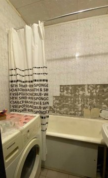 2-к квартира, 5/5 эт., 42м²